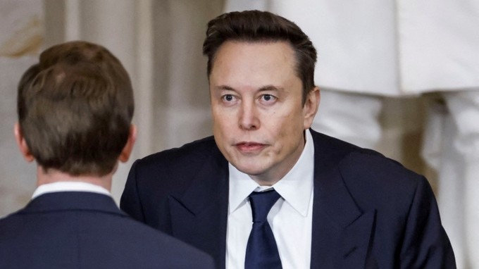 Elon Musk 'chê' dự án AI 500 tỷ USD của ông Trump